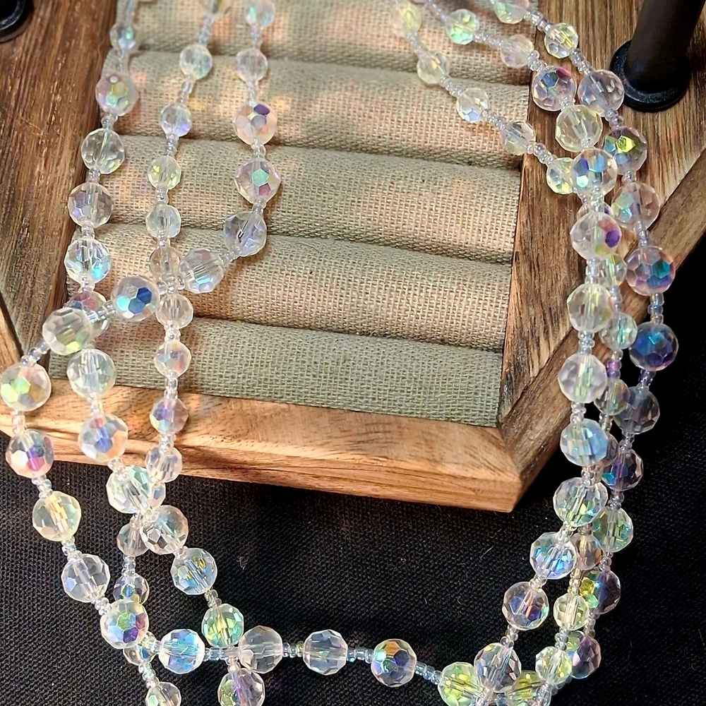 Aurora Crystal Bead Necklace - Iridescent